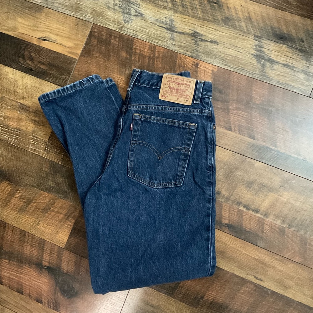 Vintage Levi’s 550 Jeans 12